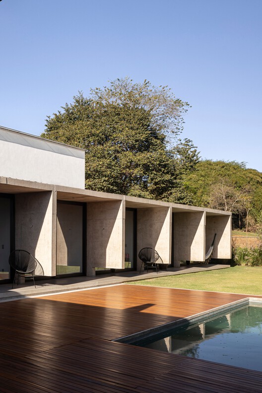 Дом Данте / Bloco Arquitetos - Фотография экстерьера
