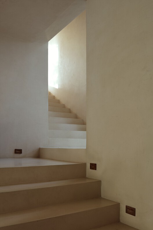 Дом Мескала / TAQ Arquitectura - Фотография интерьера, лестница
