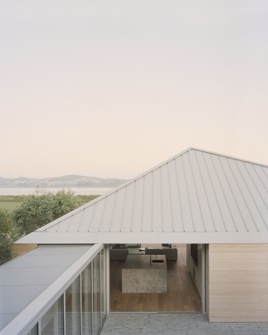 RK Residence / Seear-Budd Ross — Экстерьерная фотография