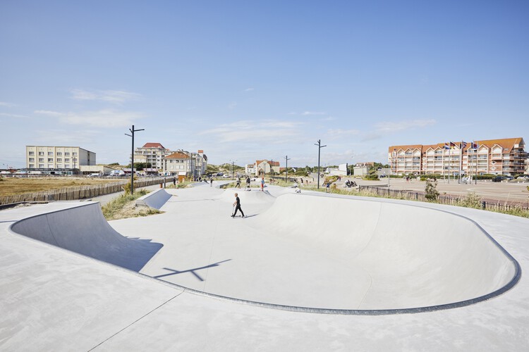 Скейт-парк Stella Plage / Espace Libre — фотография экстерьера