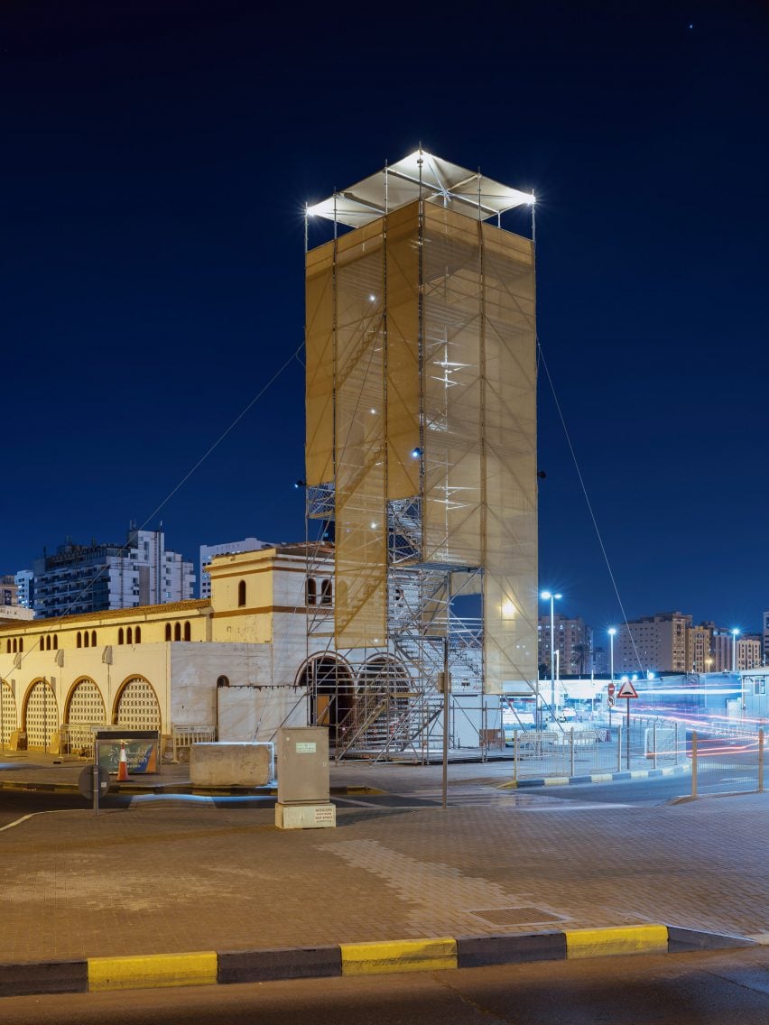 Триеннале архитектуры Шарджи: временные переходы от Rúina Architecture