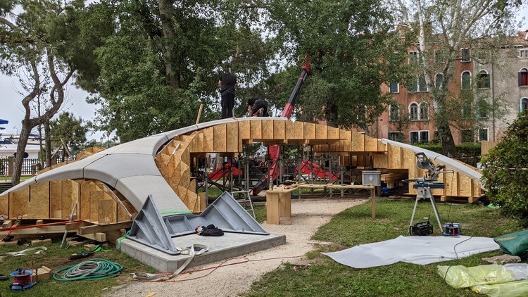Мост Стриатус / Zaha Hadid Architects + Block Research Group — Фотография экстерьера