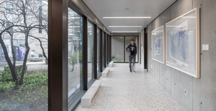 Ревитализация библиотеки Уэлдона / Perkins&Will - Фотография интерьера, фасада, окон