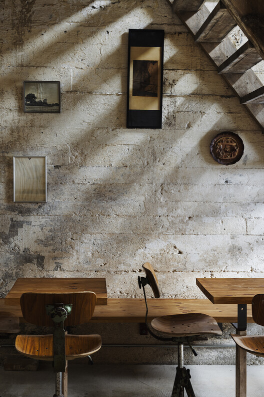 Trevarefabrikken / Jonathan Tuckey Design - Фотография интерьера, стол, дерево