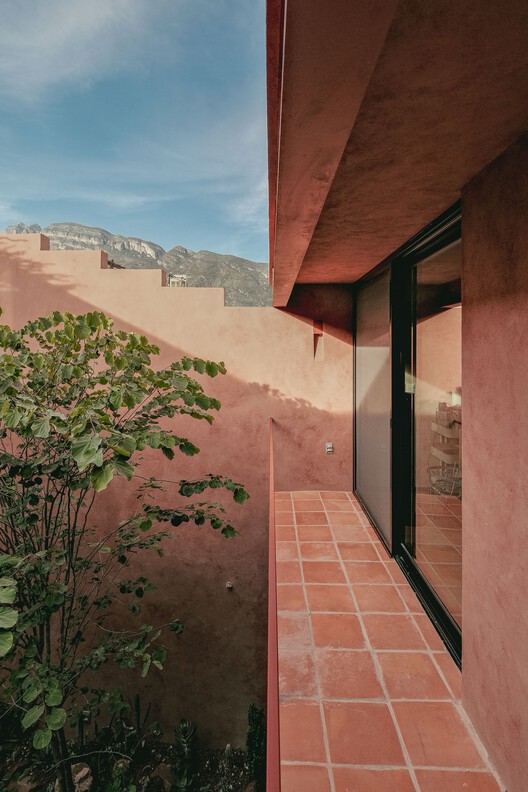 Дом Эдерлези / Taller Práctica Arquitectura - Фотография Экстерьера, Кирпич, Фасад