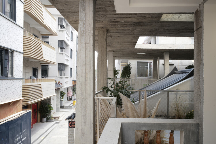 Деревня в городской деревне / TAO - Trace Architecture Office - Фотография интерьера, окна, фасад, перила