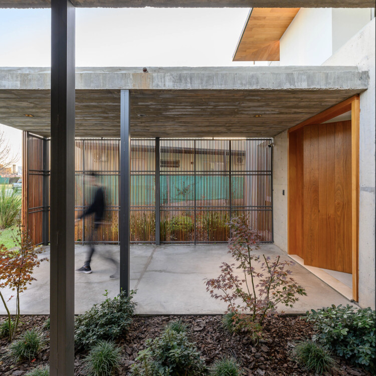Los Cerezos House / Estudio Opaco - Экстерьерная фотография, фасад