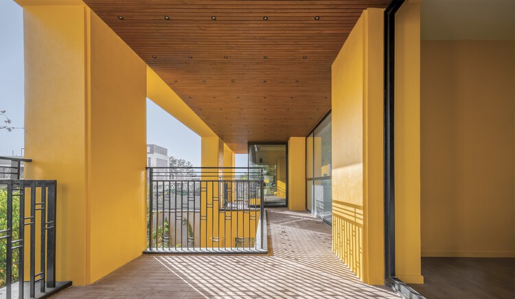 Rashnan Villa House / HAMAAN Studio - Фотография интерьера, фасада, перил