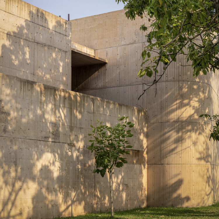 Общественный центр / CCA Centro de Colaboración Arquitectónica - Фотография экстерьера, фасад