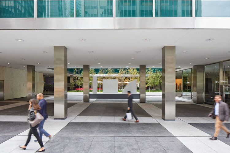 SOM завершает реставрацию Lever House в Нью-Йорке спустя семь десятилетий после его первоначального проектирования — изображение 2 из 5