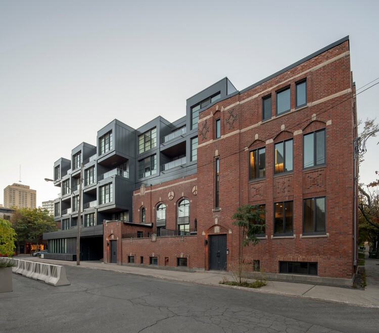 Carré des Arts / Sid Lee Architecture + ADHOC Architects – Фотография экстерьера, окна, фасад