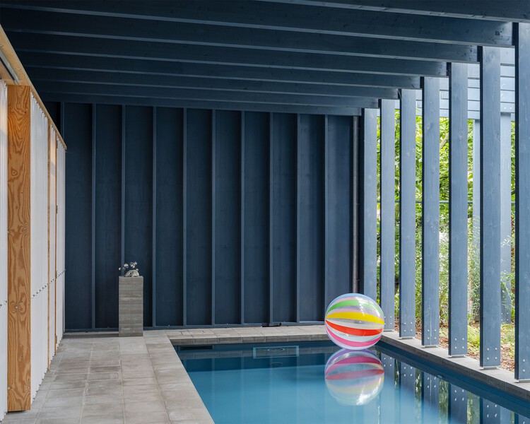 ge(LUIF)el Pool Pavilion / Atelier Janda Vanderghote - Фотография интерьера, фасада, колонны