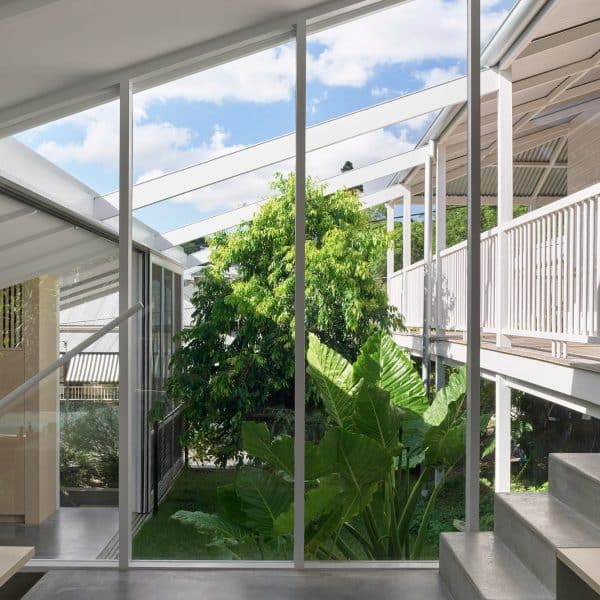 Джон Эллуэй потрясает серию внутренних и открытых пространств в Cascade House