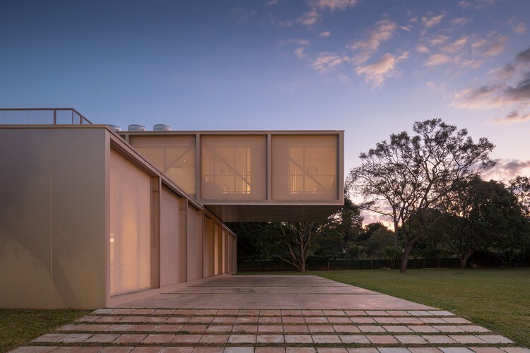 Casa 350 / BLOCO Arquitetos - Фотография экстерьера