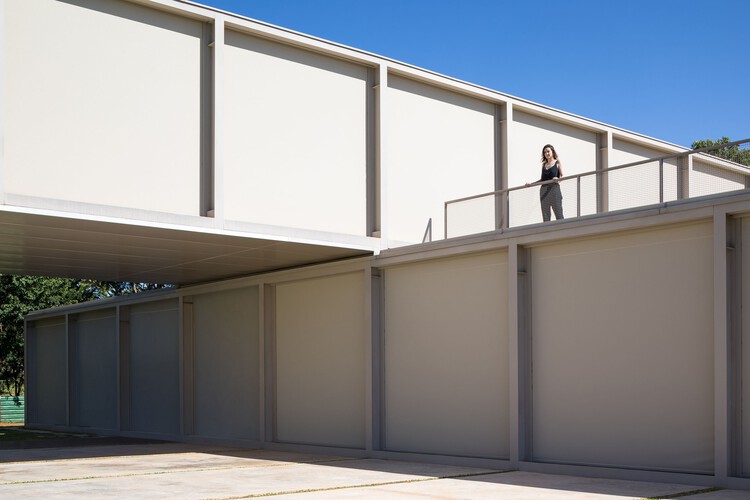 Casa 350 / BLOCO Arquitetos - Фотография экстерьера, фасад, перила