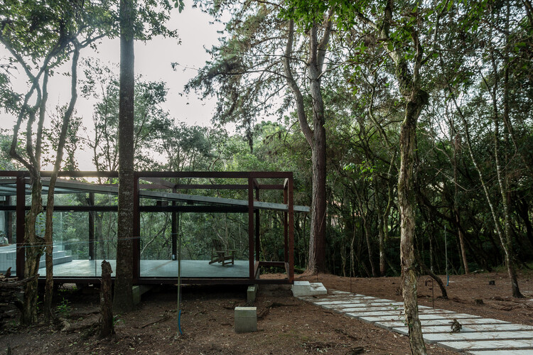 Павильон Гуаху / YVA Arquitetura - Экстерьерная фотография, Лес