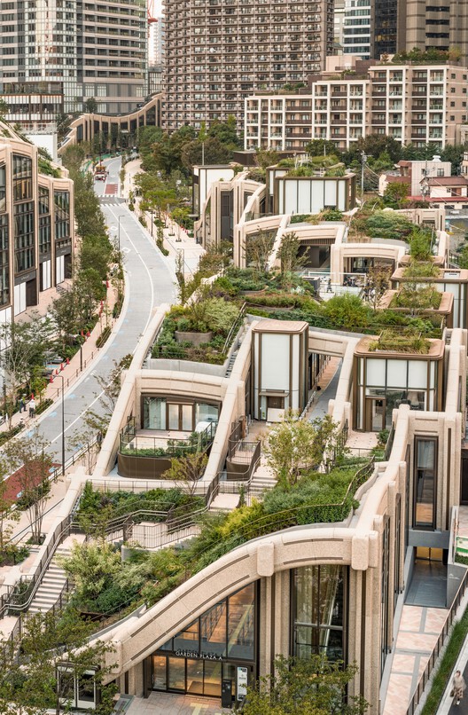 Azabudai Hills / Heatherwick Studio - Фотография экстерьера, окон, городского пейзажа, фасада