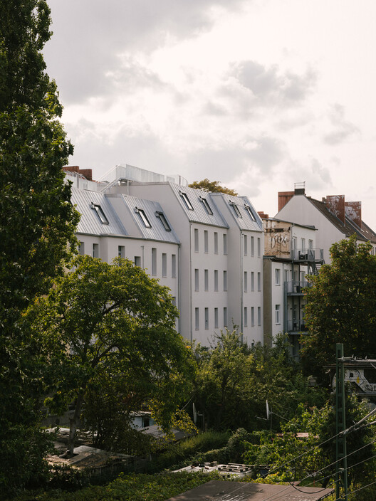 Element & Lingot Building / Studio Loes - Фотография экстерьера, окна, фасад