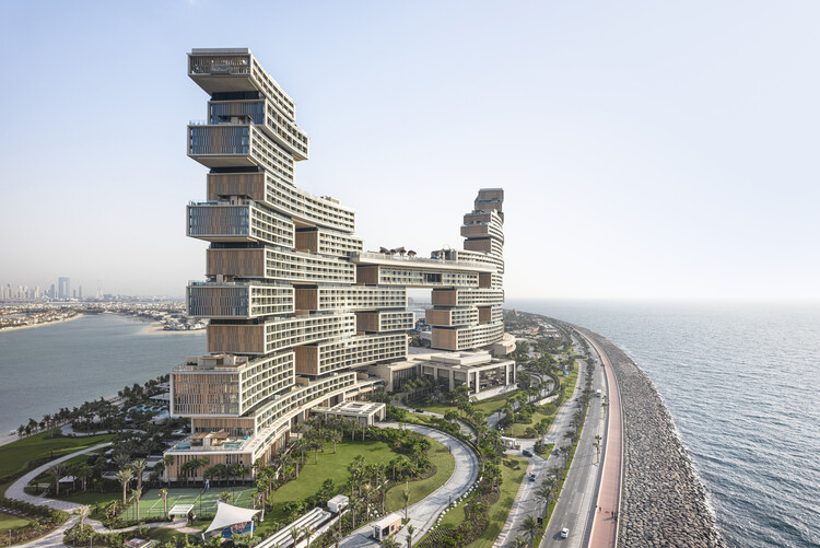 Atlantis The Royal / KPF — фотография экстерьера, городского пейзажа, побережья