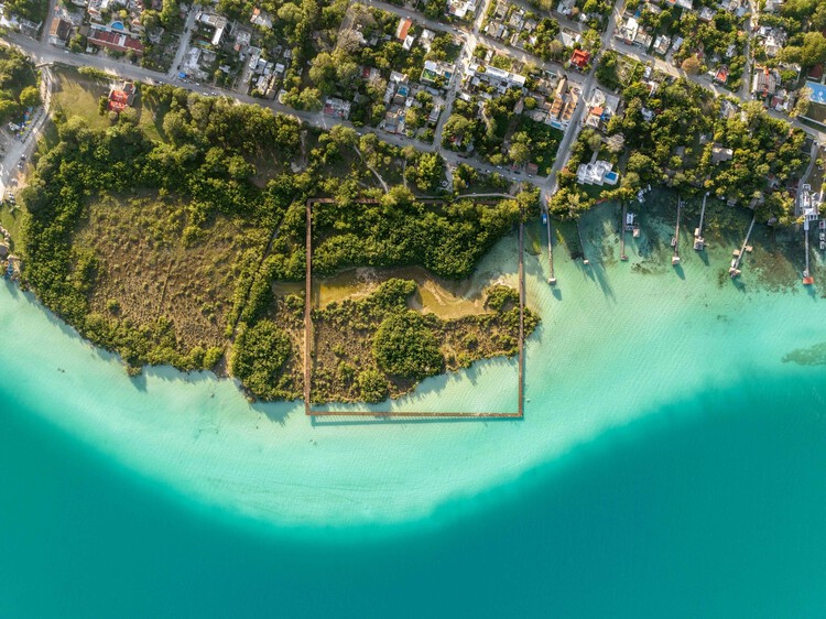 Bacalar Eco-Park / Colectivo C733 - Фотография экстерьера, побережье