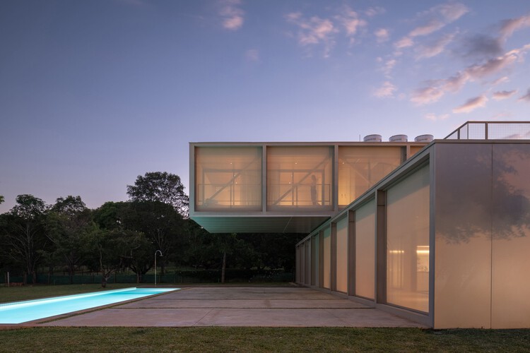 Casa 350 / BLOCO Arquitetos - Фотография экстерьера, фасад