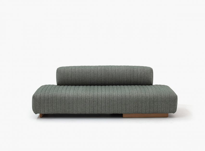 Диван Loveland от Патрисии Уркиолы для Moroso