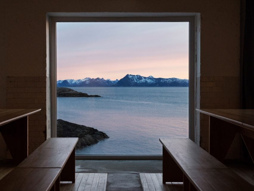 Вид снаружи отеля Trevarefabrikken в Норвегии, автор Jonathan Tuckey Design.