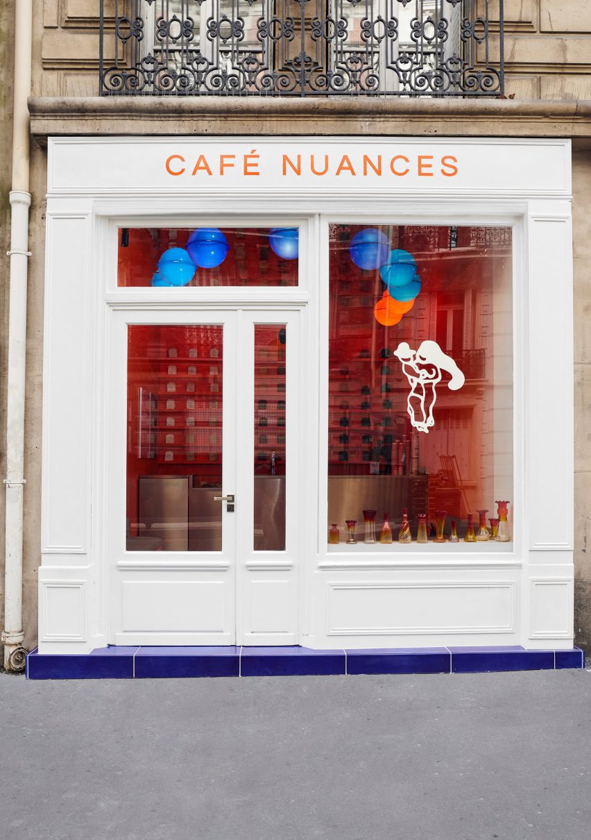 Кофейня Cafe Nuances от Uchronia в Париже 