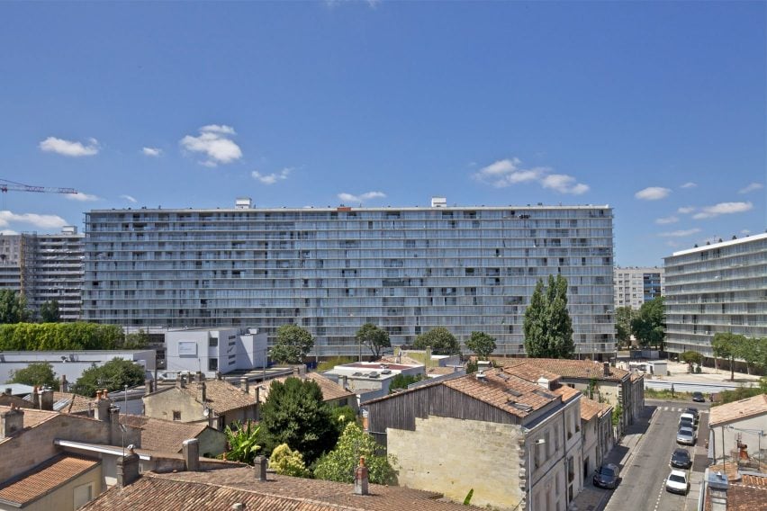 Преобразование 530 жилых домов французскими студиями Lacaton & Vassal совместно с Frédéric Druot Architecture и Christophe Hutin Architecture.