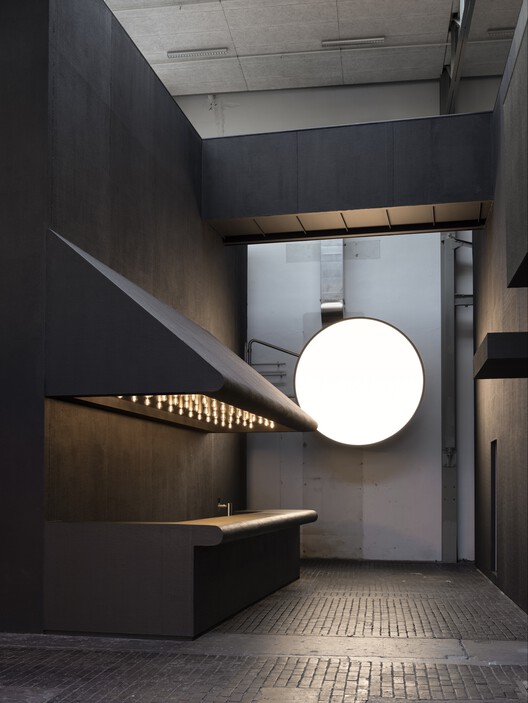 Студия Film Noir / Leopold Banchini Architects + Giona Bierens de Haan Architectures — Фотография интерьера