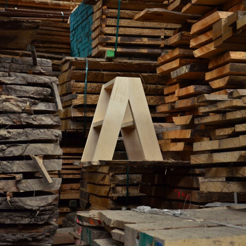 табурет +52 от Studio Plastique