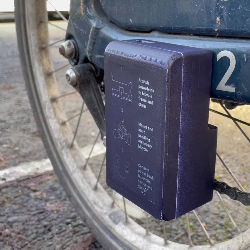 MyPowerbank от Люка Талбота, прикрепленный к раме велосипеда Сантандер