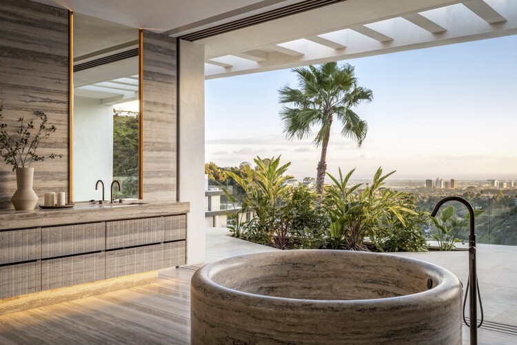 Stradella Ridge House / SAOTA - Фотография интерьера, ванная комната