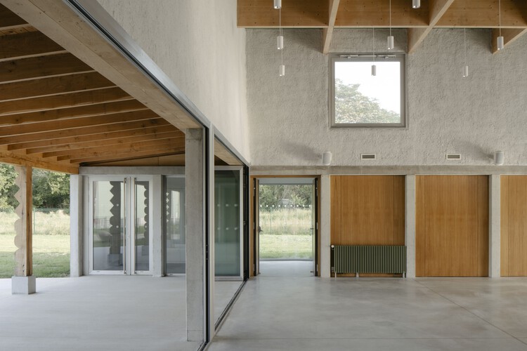 Фестивальный зал / Фигуры Architectes + Depeyre Morand Architectures - Фотография интерьера, фасад, балка, окна
