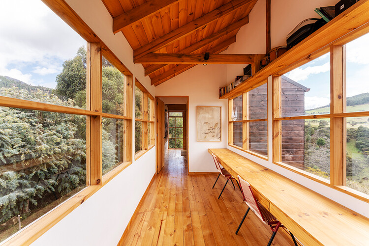 Wills House / Yemail Arquitectura - Фотография интерьера, окна, балка, палуба