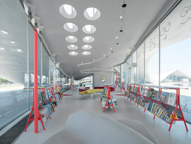 JUANZONG Books & Cafe / CASE PAVILION - Фотография интерьера