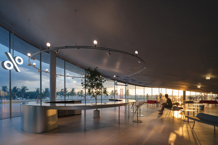 JUANZONG Books & Cafe / CASE PAVILION - Фотография интерьера