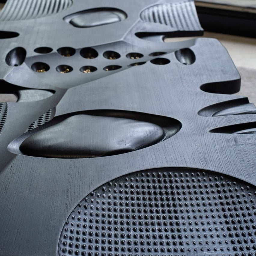 Скамейка Interplay от Джайлза Нарти