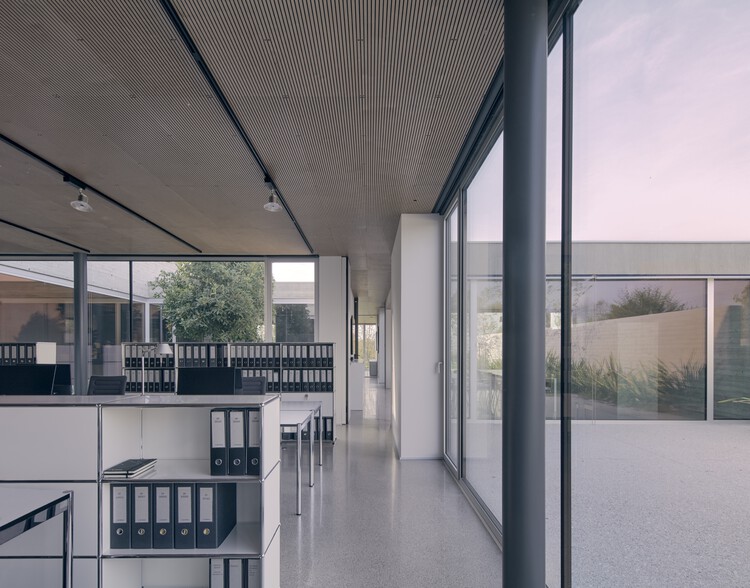 Штаб-квартира Be Advisor / depaolidefranceschibaldan Architetti - Фотография интерьера, фасада
