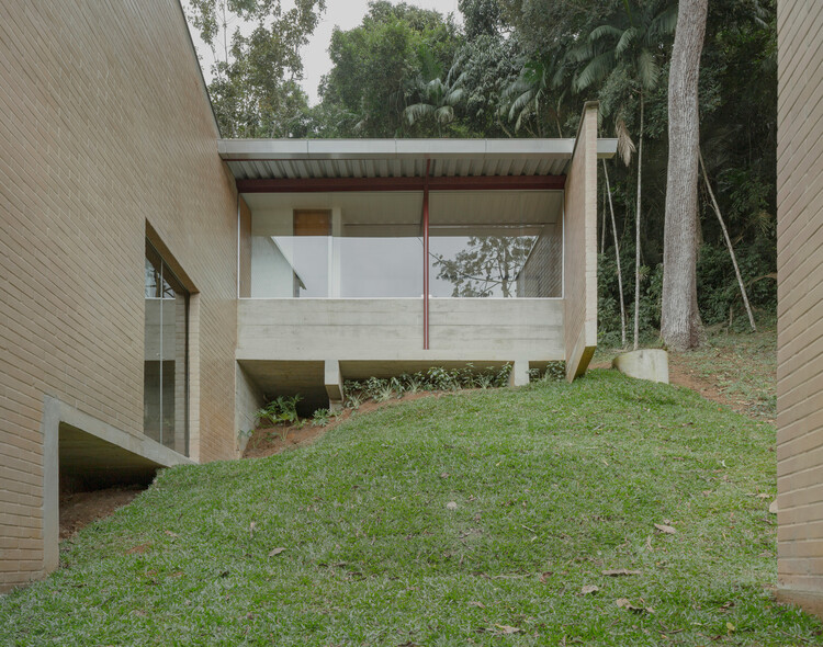 Vargem Grande House / Ayako e Zebulun arquitetura - Фотография экстерьера