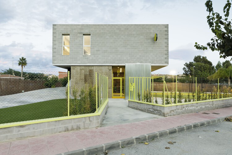 Muscles House / Impepinable Studio - Фотография экстерьера, окна
