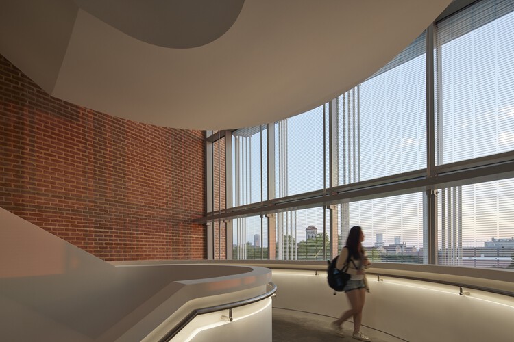 Здание Ральфа С. О'Коннора для инженерии и науки / Skidmore, Owings & Merrill - Фотография интерьера