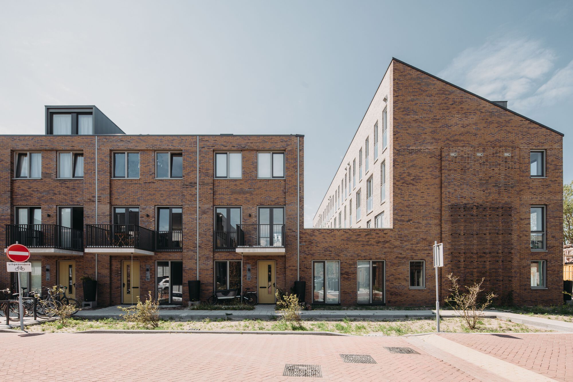 Апартаменты Slachthuisdistrict Харлем / vanOmmeren-architecten