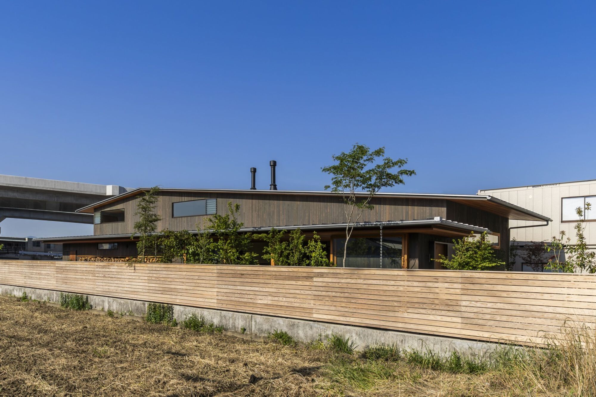 Офис в Минамиёсида / Taichi Nishishita Architect & Associates