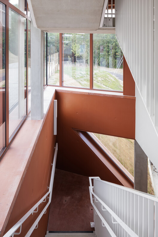 Детский кампус Theodoor / cuypers & Q Architecten - Фотография интерьера, окна, перила