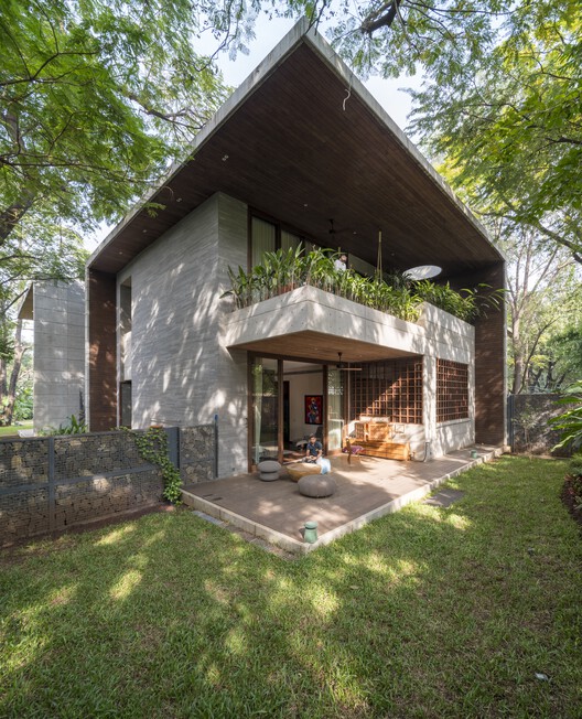 Дом Махешвари / Anil Ranka Architects - Экстерьерная фотография, сад