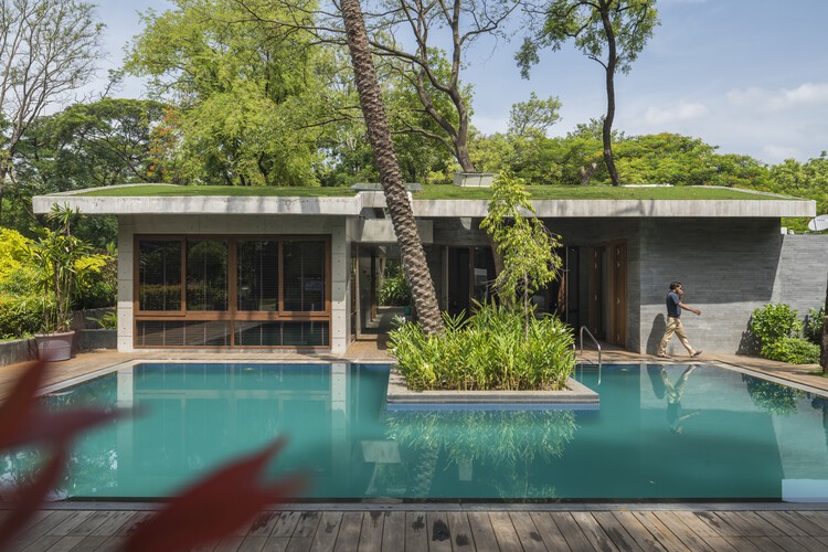 Дом Махешвари / Anil Ranka Architects - Экстерьерная фотография, стул
