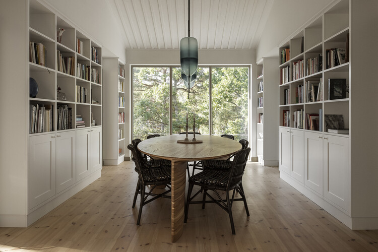 Villa JJ / Metropolis Arkitekter - Фотография интерьера, Столовая, Стол, Стул