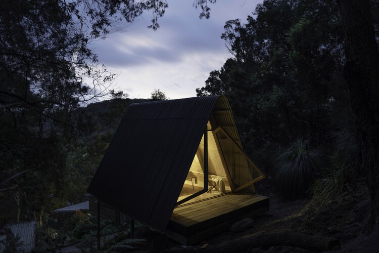 KABINA Prototype / NODO Arquitectura + Naturaleza - Фотография экстерьера, Лес