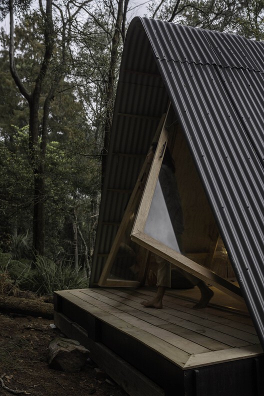 KABINA Prototype / NODO Arquitectura + Naturaleza - Фотография экстерьера, Лес